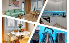 Inspiration Station - My Joyful, Cosy&Inviting Apt - Smart Thermostat - Private Parking - Ior Park - Long Term Price Cuts